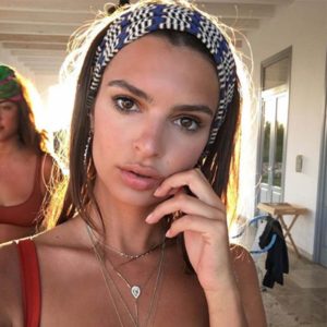 2019-hair-trends-emily-ratajkowski